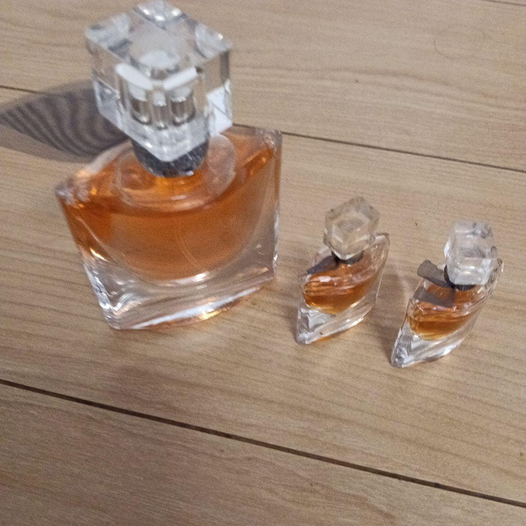 オレンジ色の香水3本セット