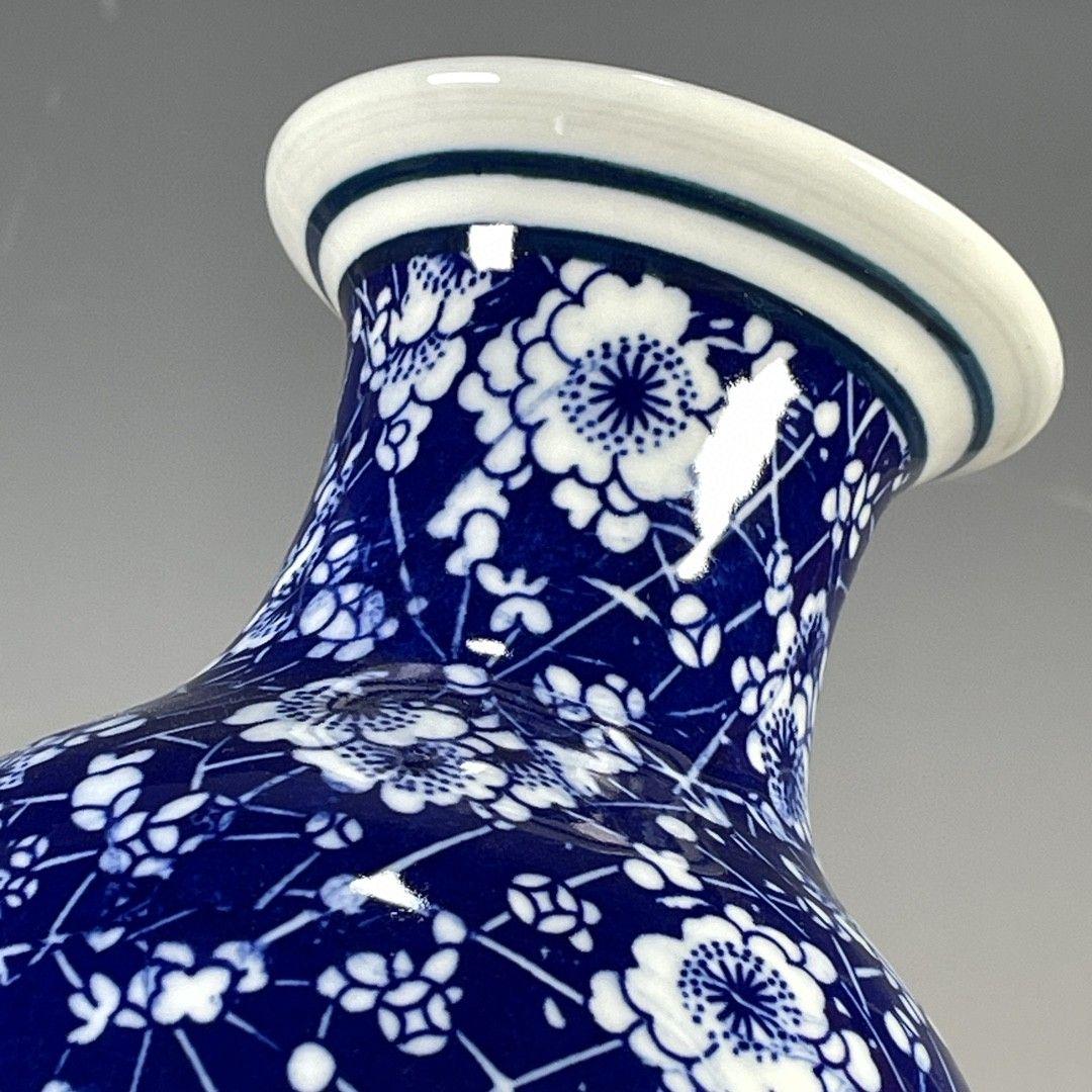 清乾隆青花図紋観音瓶 景徳鎮 陶磁器 装飾品 現代工芸品 美術品 置物