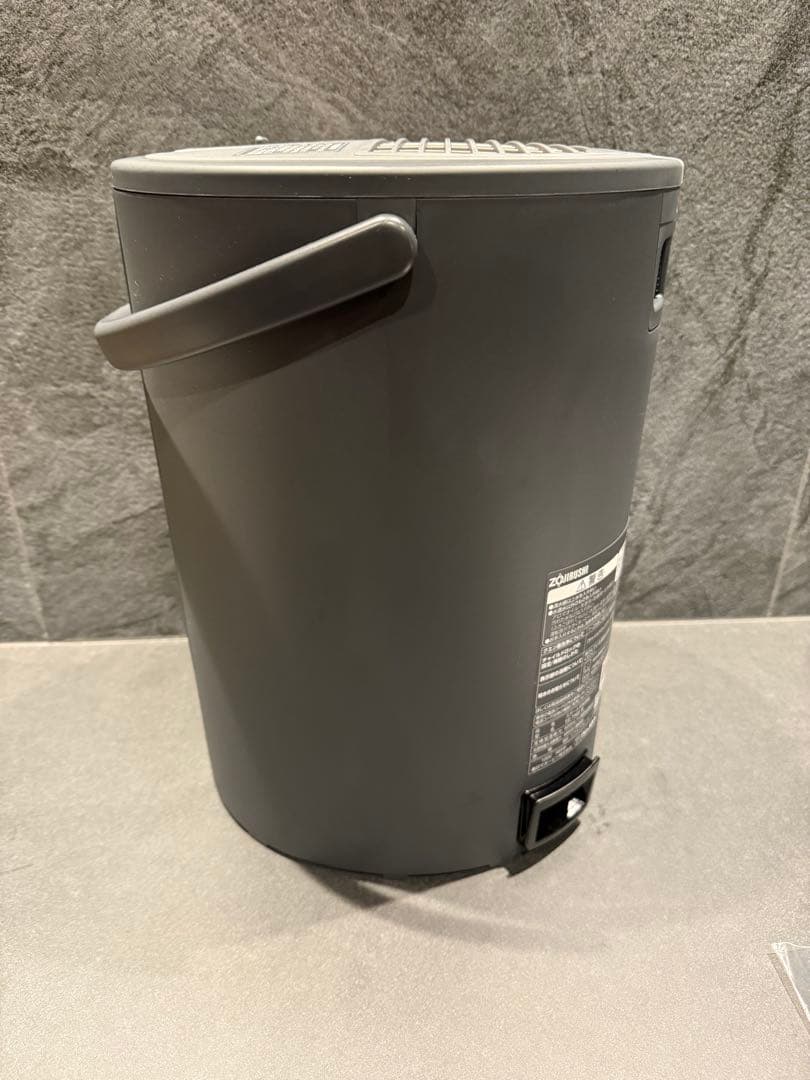 期間限定値下げ　象印　ZOJIRUSHI EE-TA60 BM スチーム式加湿器