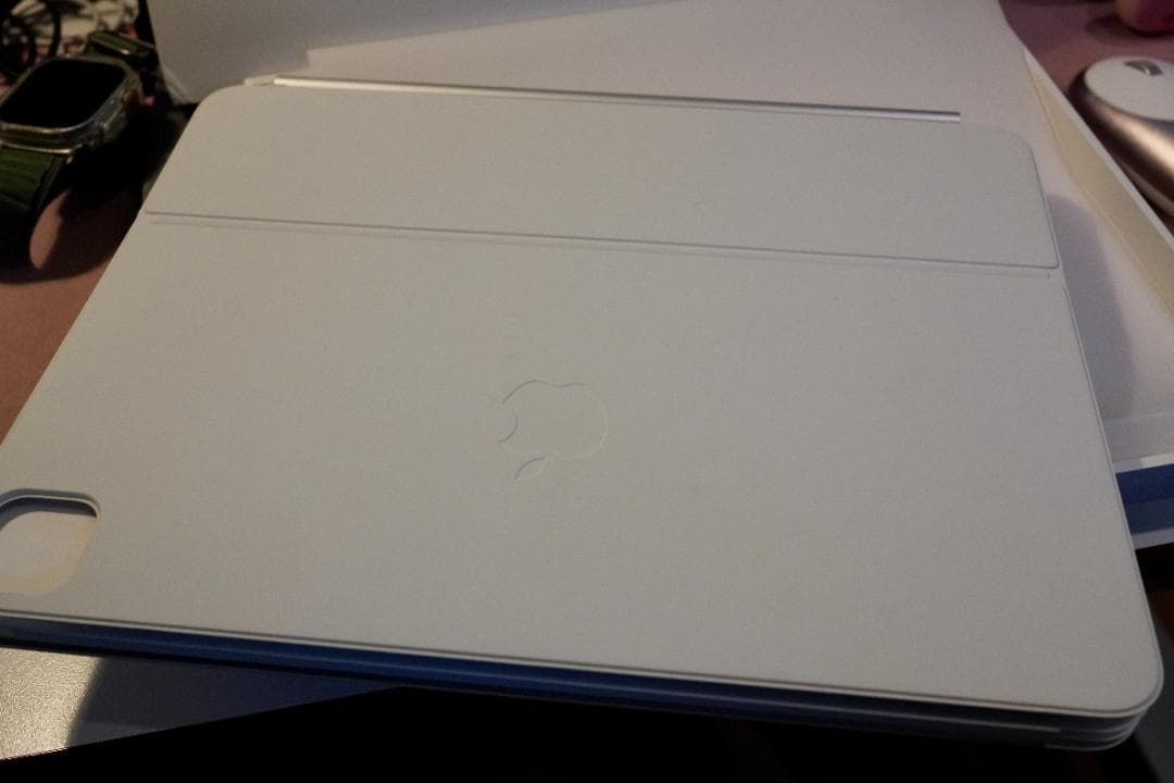 iPad Pro 13(M4)Magic Keyboard シルバー【美品】