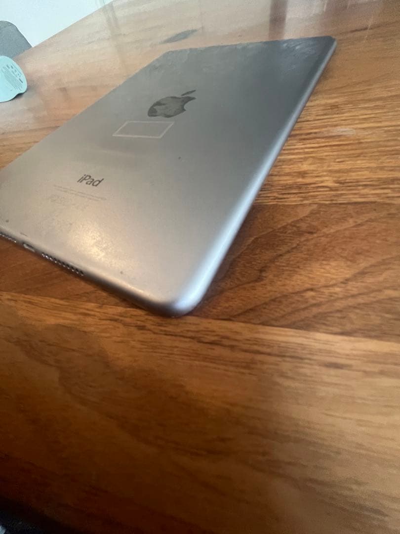 iPad mini4 16GB Wi-Fiシルバー本体　バッテリー容量88%！