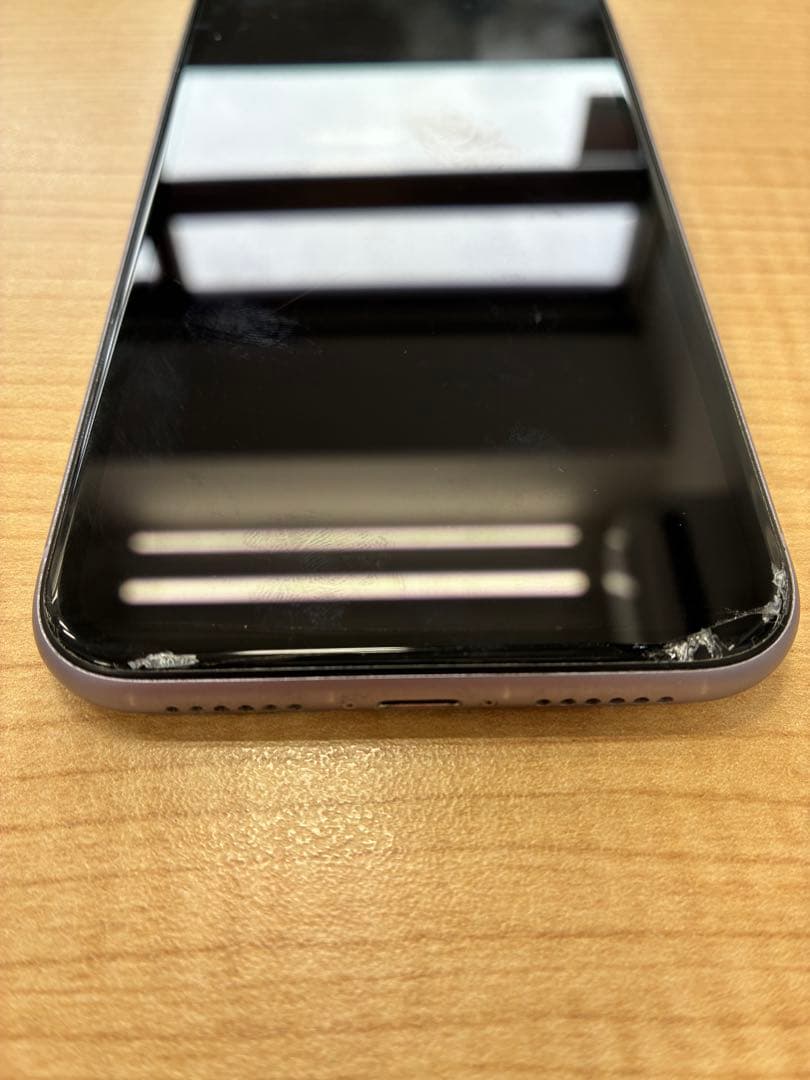 Apple iPhone 11 パープル 本体　SIMロックなし　利用制限なし
