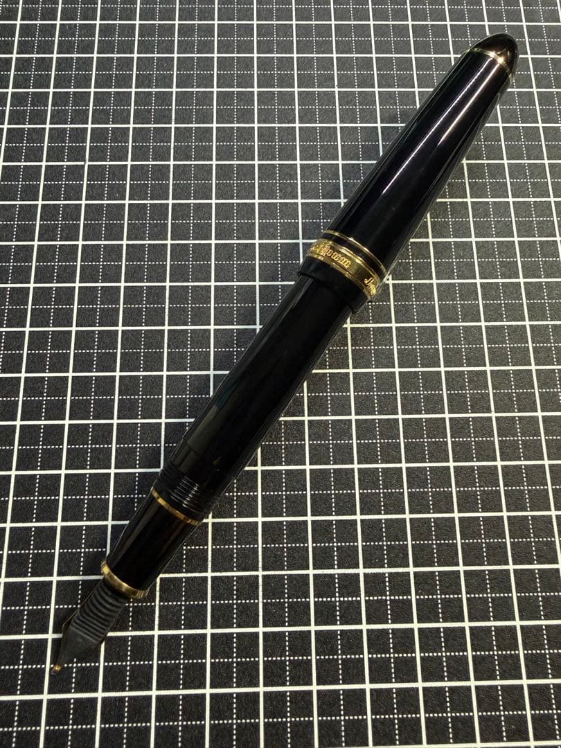 PLATINUM PRESIDENT BLACK 万年筆　字幅C