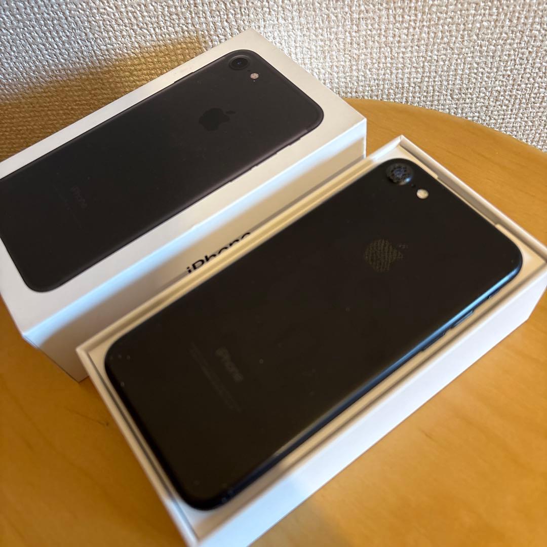 SIMフリー iPhone 7 ブラック 125GB 外カメ❌