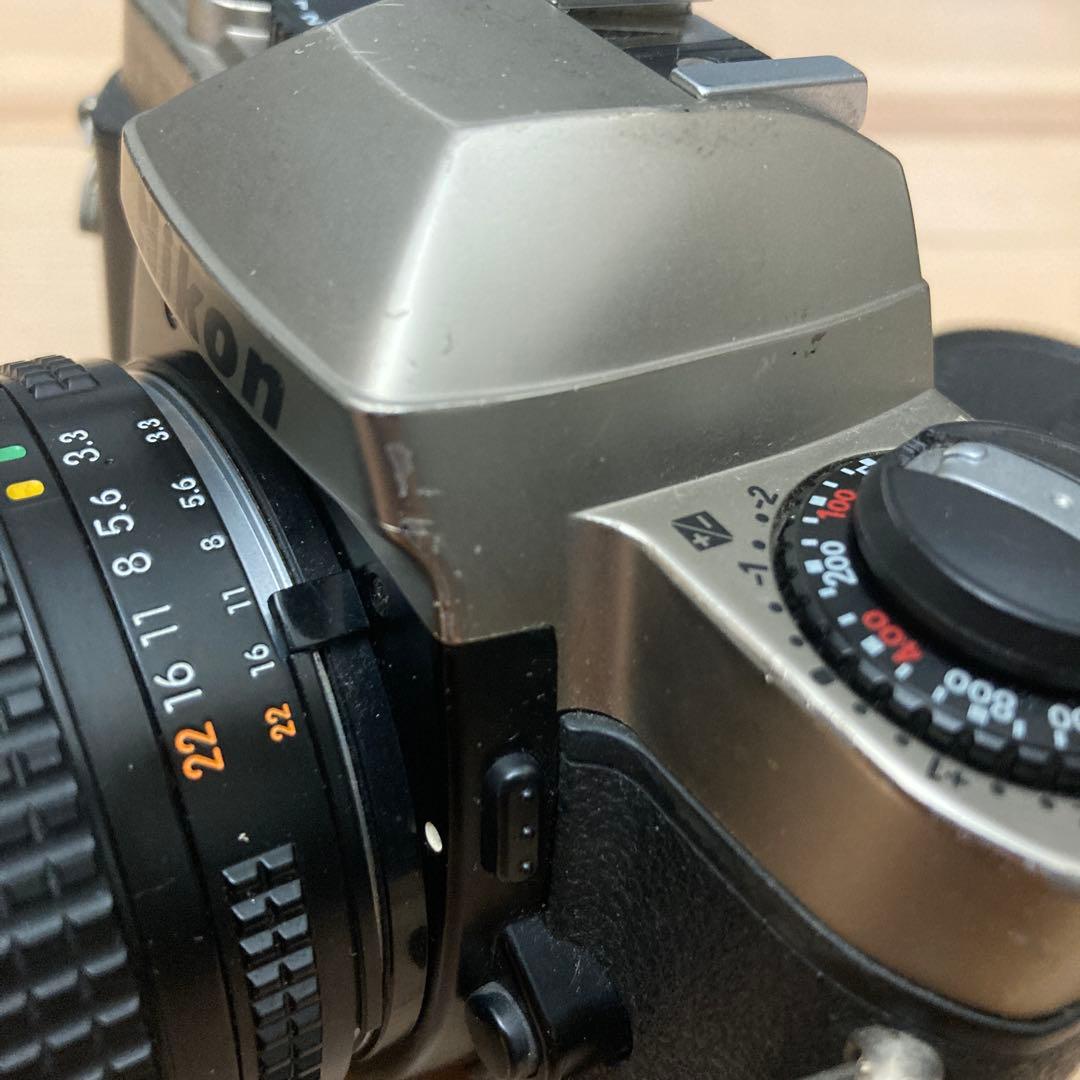 Nikon FE10 一眼レフカメラ AF Nikkor 35-70mm
