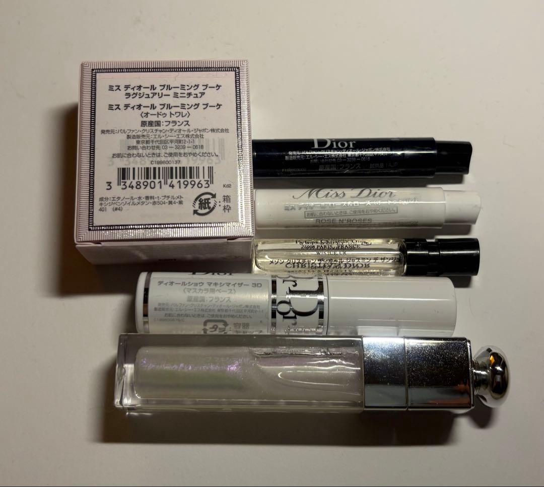 【Dior】香水試供品 ポーチマキシマイザースマホリングピンブローチ等セット