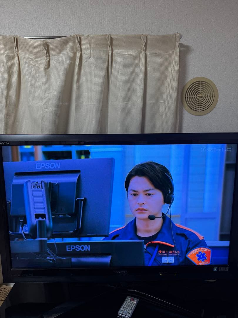 東芝 液晶テレビ 42インチ TOSHIBA LED REGZA 42Z1