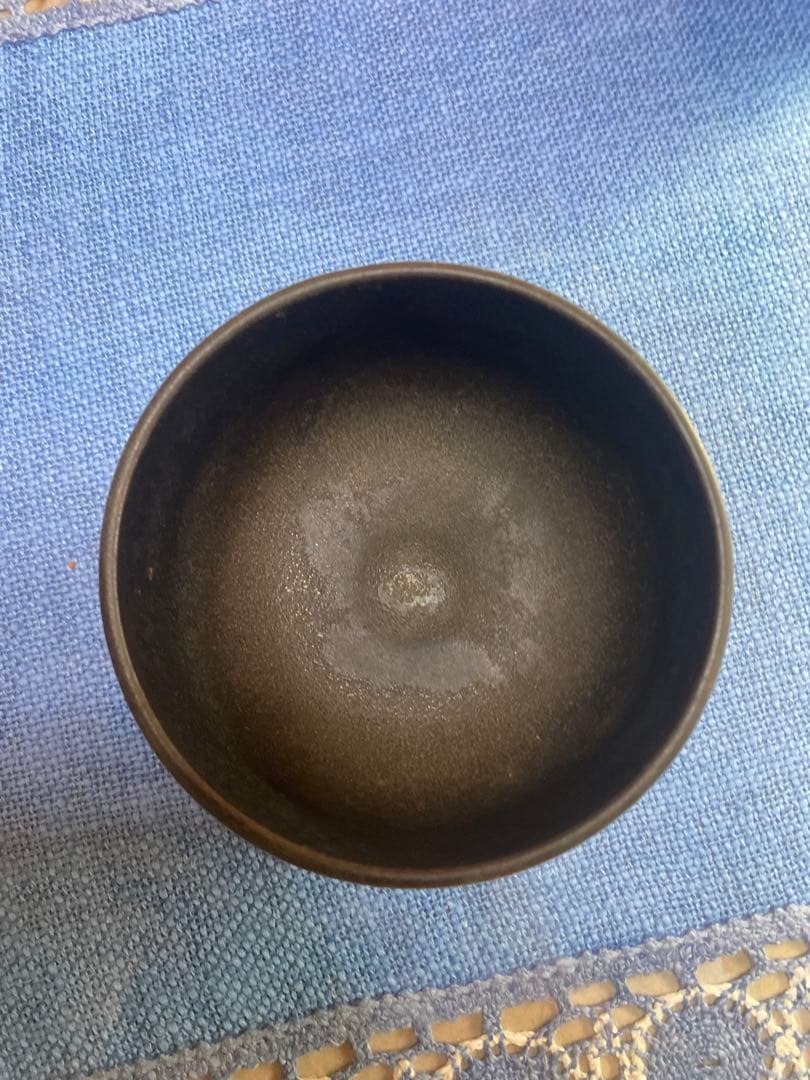 3種の信楽焼の抹茶椀(茶色・黒色・灰色)