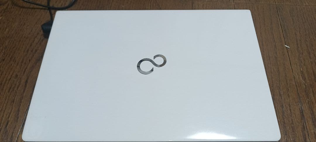 ［佐藤］LIFEBOOK SH75B1 corei5 win10