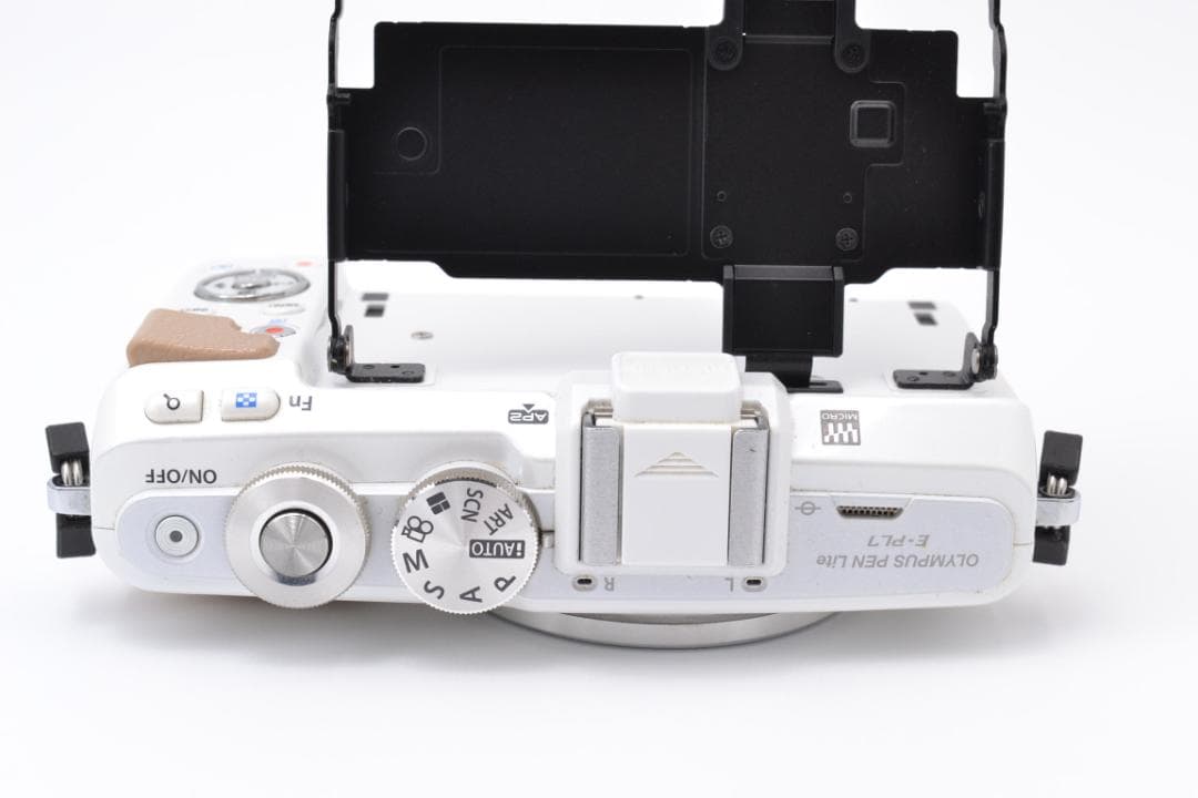 ■ 美品 ■ オリンパス　OLYMPUS E-PL7 ダブルレンズセット 元箱付