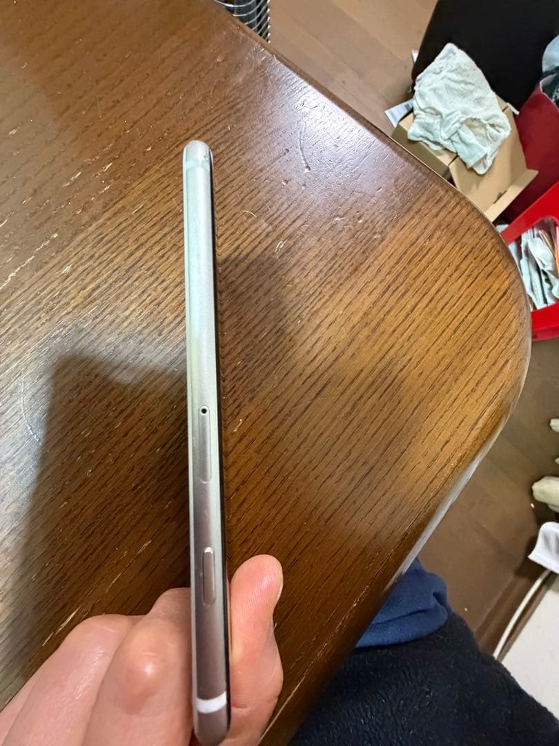 アイフォーンSE第3世代128G