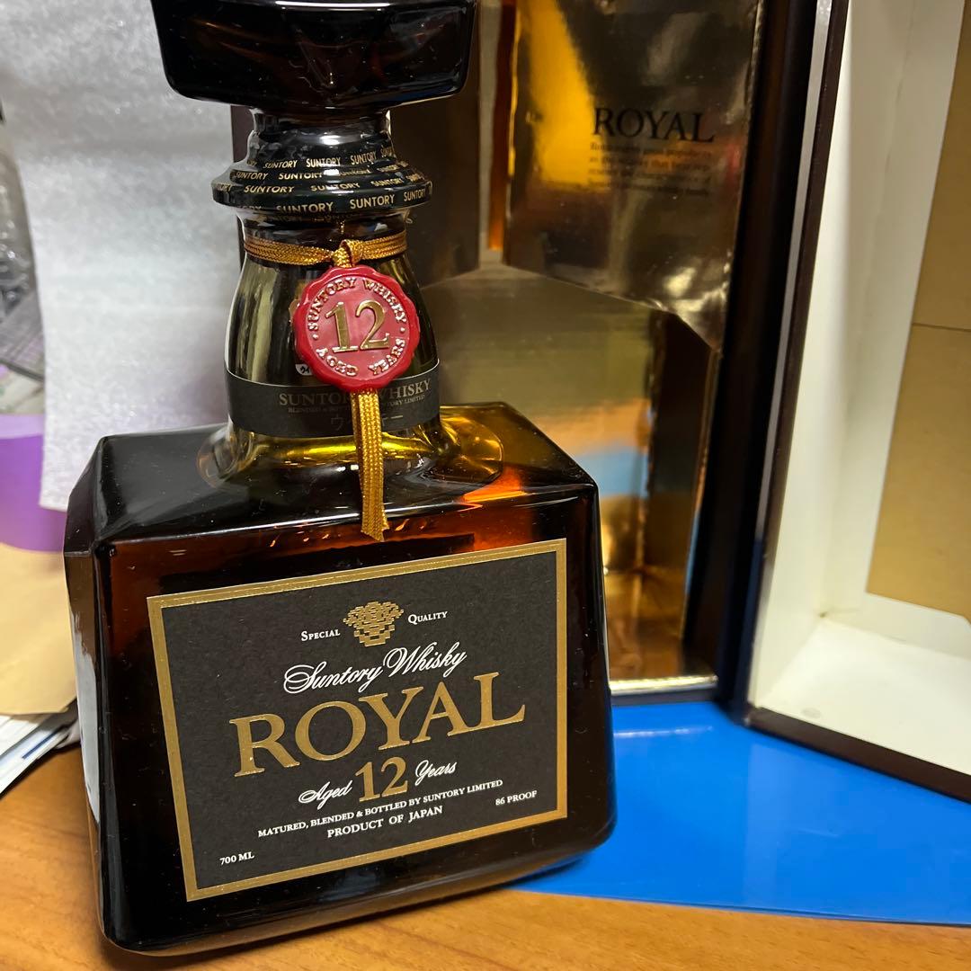 サントリー ローヤルウイスキー 12年 700ml