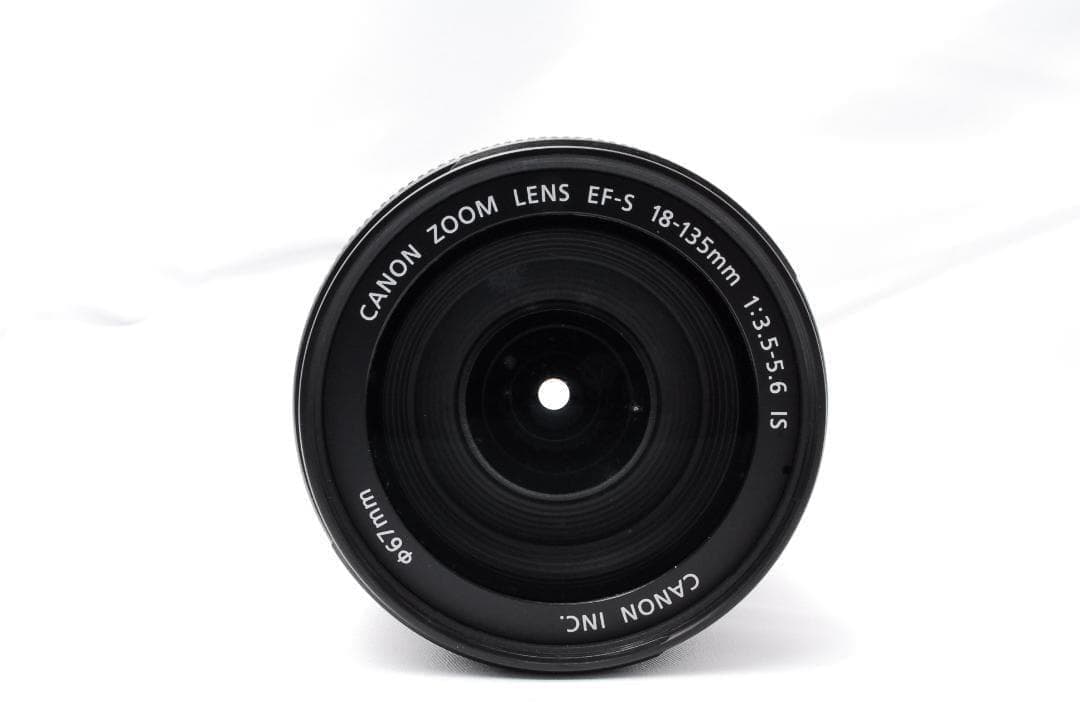 Canon EF-S 18-135mm F3.5-5.6 IS 広角レンズ
