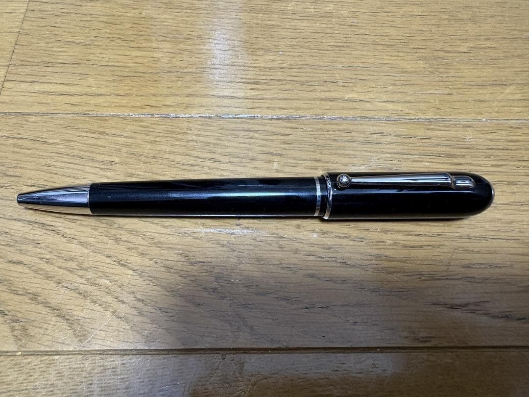 【新品未使用】　Dunhill　ボールペン　箱付　プレゼント用