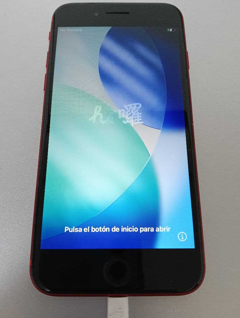 Apple iPhone SE第二世代？ 本体 64GB　レッド　赤