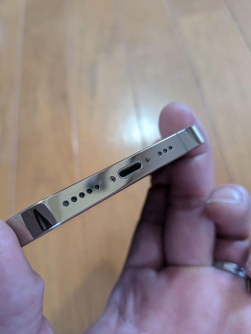 iPhone12PRO 256GB 画面・本体ともに傷無し【超美品】