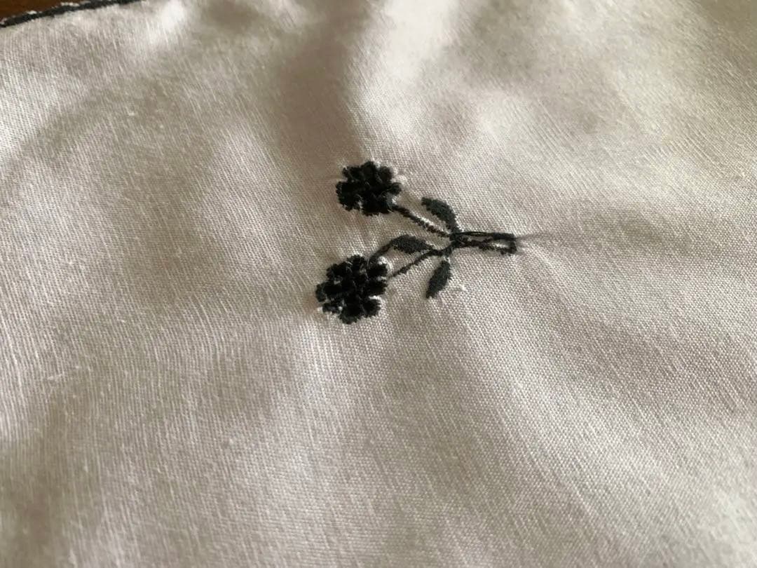 ヴィンテージ⭐︎刺繍入り テーブルクロス