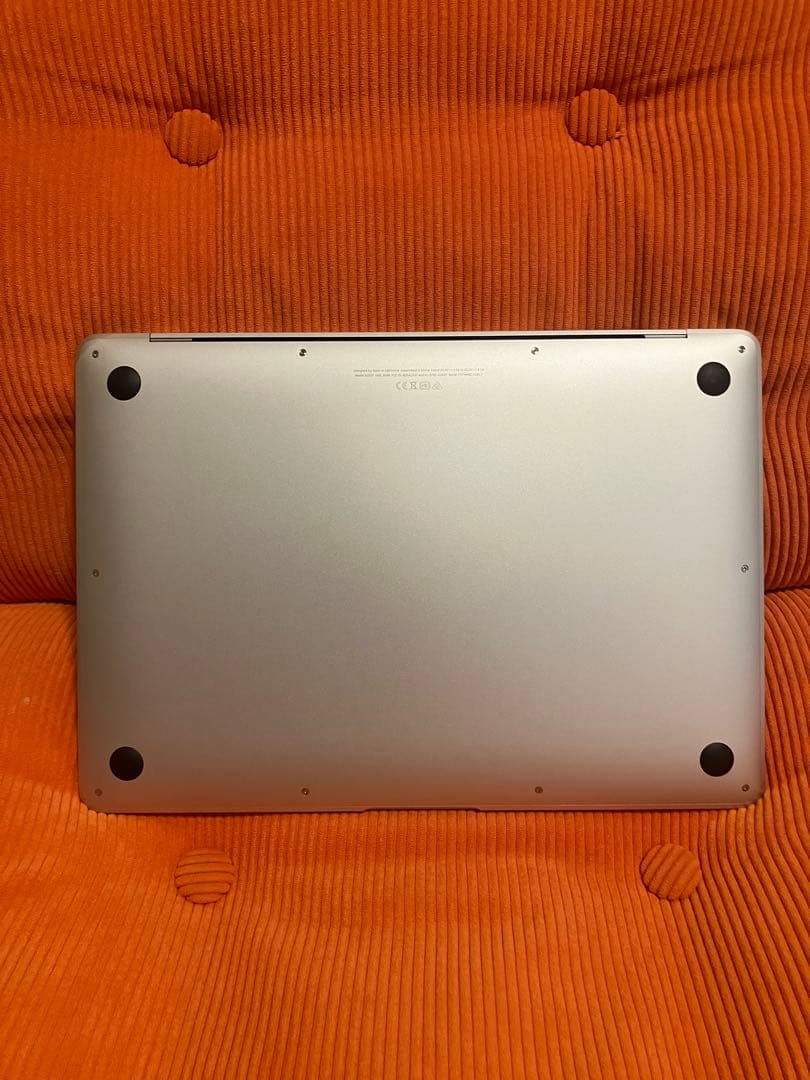 Apple MacBook Air 13インチ M1 8G 256MB