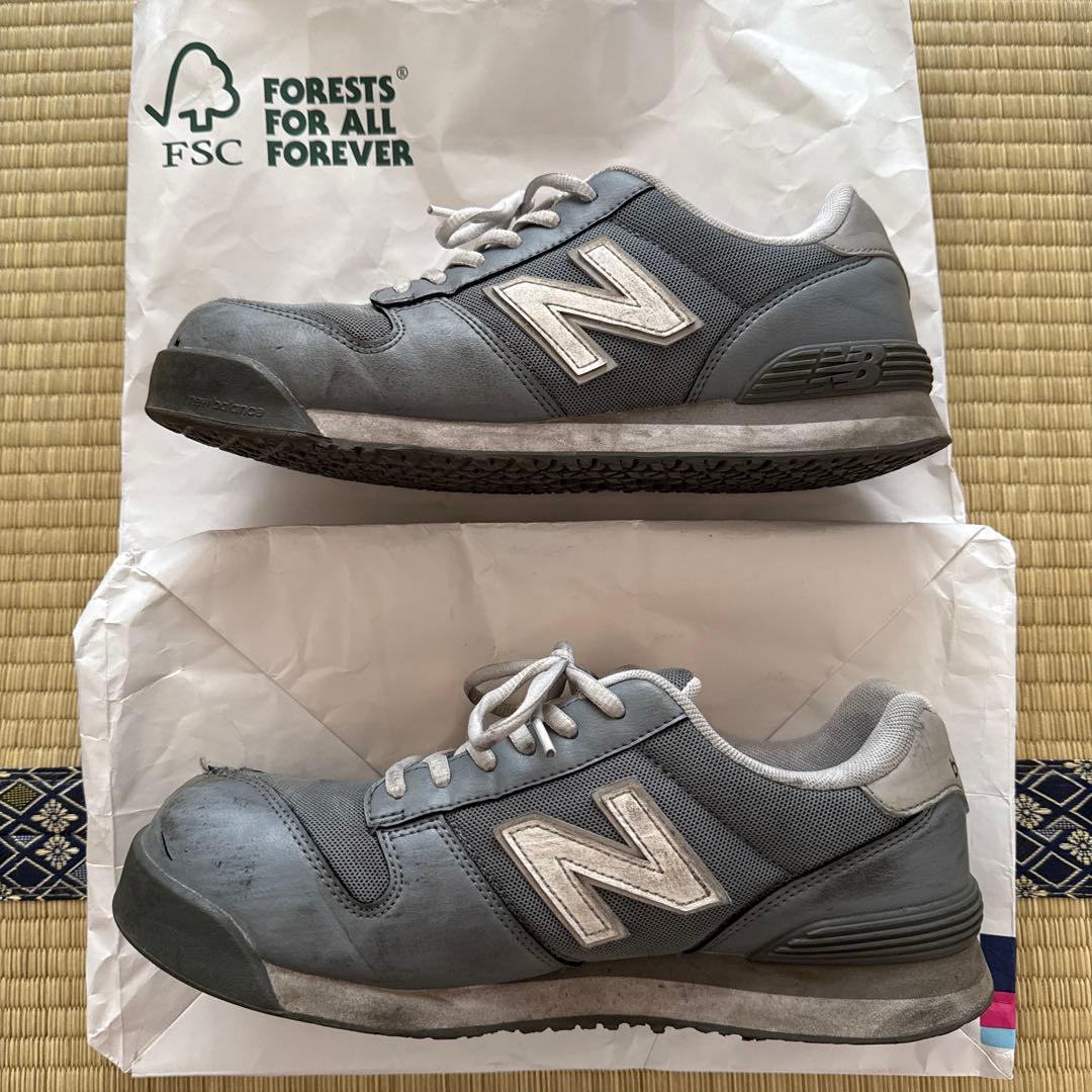 New Balance グレー スニーカー 安全靴 使用感あり