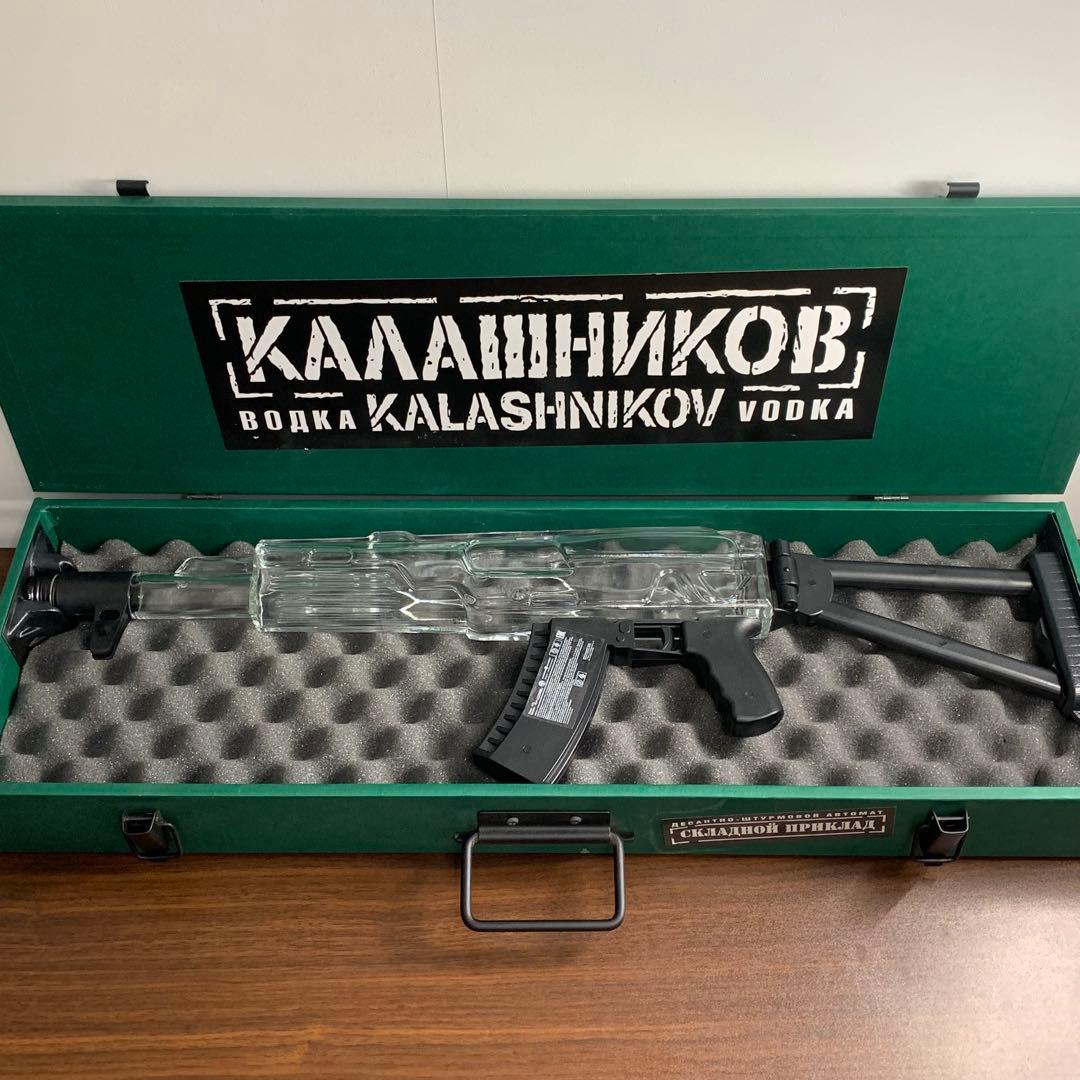 ⚜️超レア⚜️カラシニコフ⚜️ライフル⚜️ウォッカ⚜️空ボトル⚜️空瓶⚜️箱⚜️ラドガ⚜️ロシア⚜️