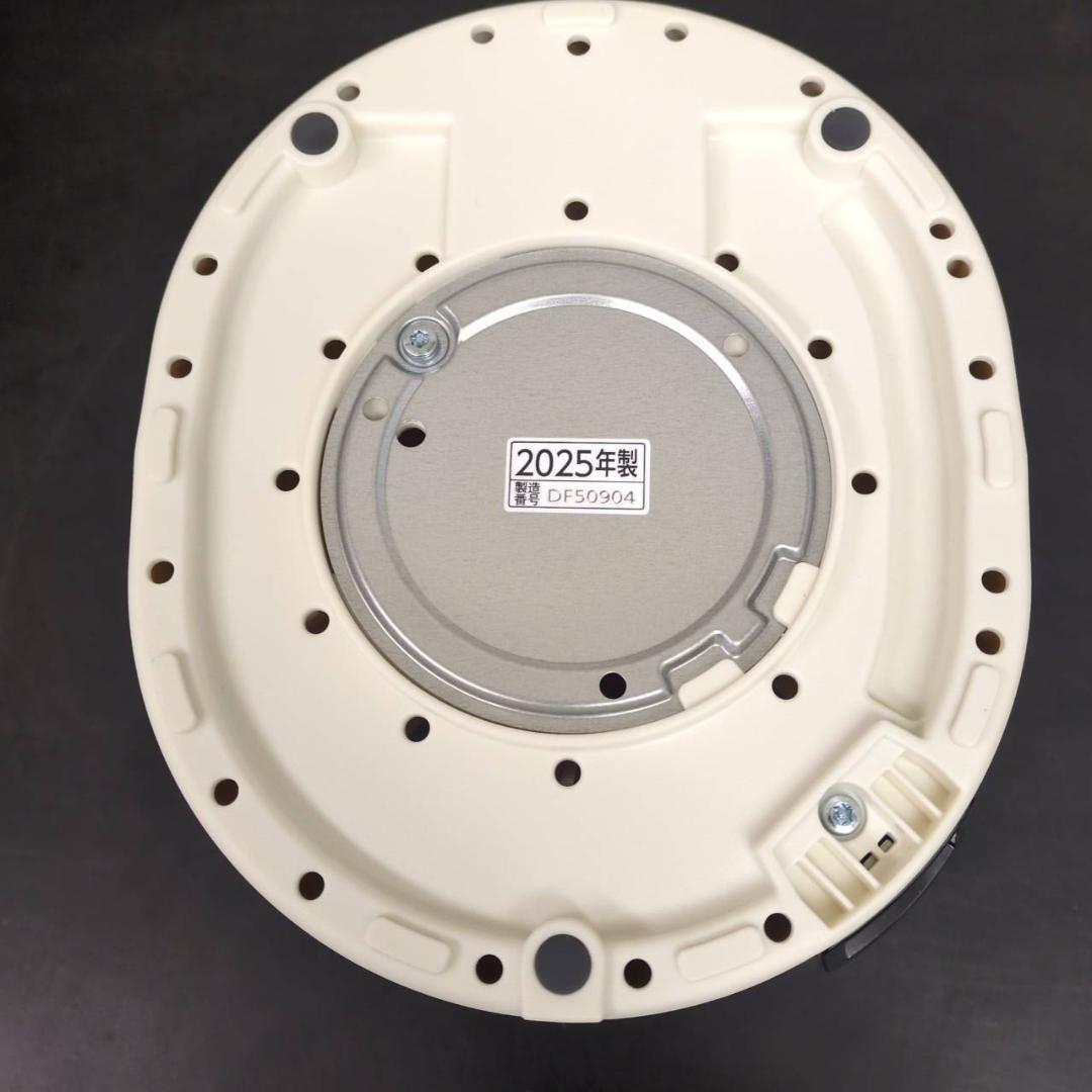 ☆未使用　象印　スチーム式加湿器　1.8L　EE-MB20-WA　オフホワイト