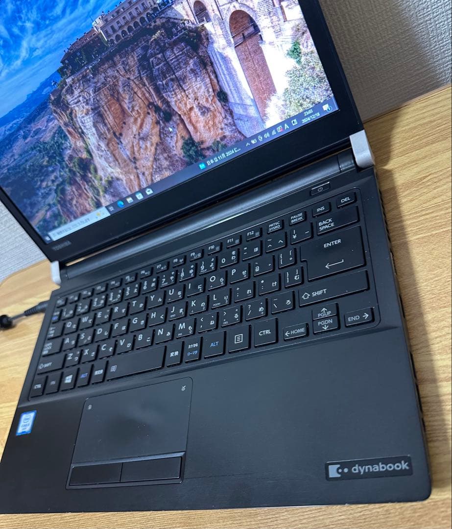 良品　Toshiba ノート Dynabook R73/B　Corei5