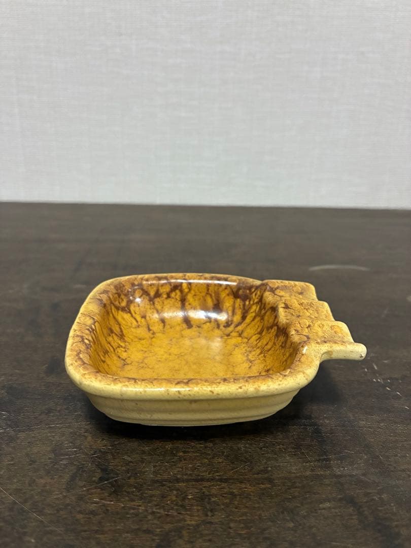 アンティーク 陶器製アッシュトレイ 灰皿