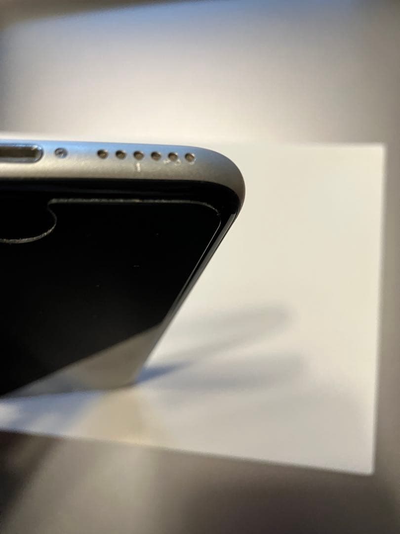 Apple iPhone SE第2世代（本体） 64GB