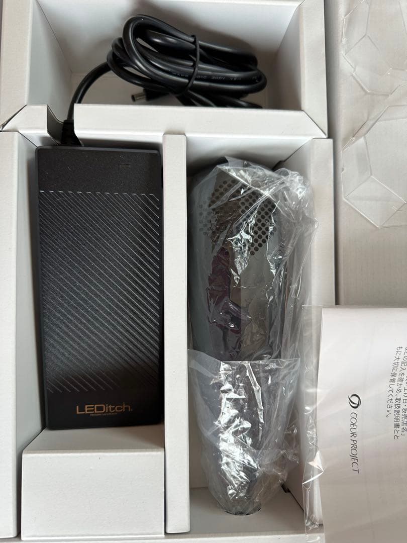 LEDitch（レディッチ）　家庭用LED美容機器　COEUR PROJECT