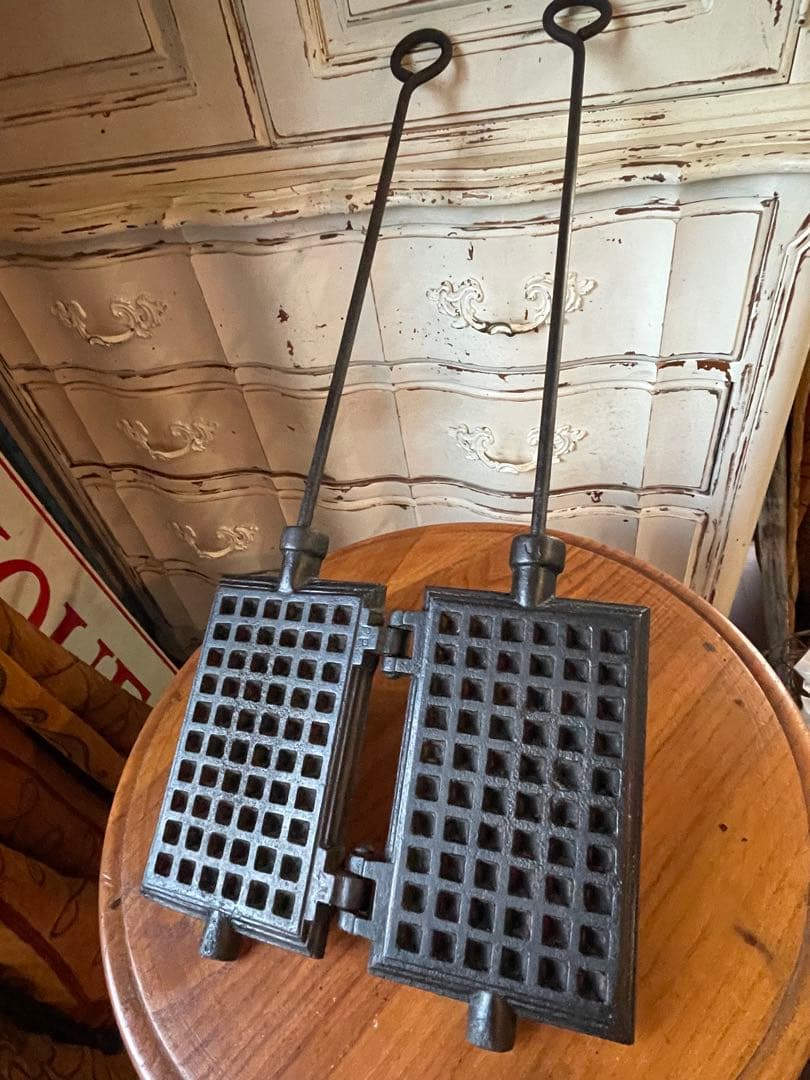 フランス　アンティークワッフル　メーカー　焼き器　キャストアイロン　100年