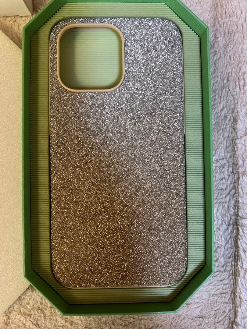 Swarovski iPhone 15Pro Maxケース グリッターゴールド