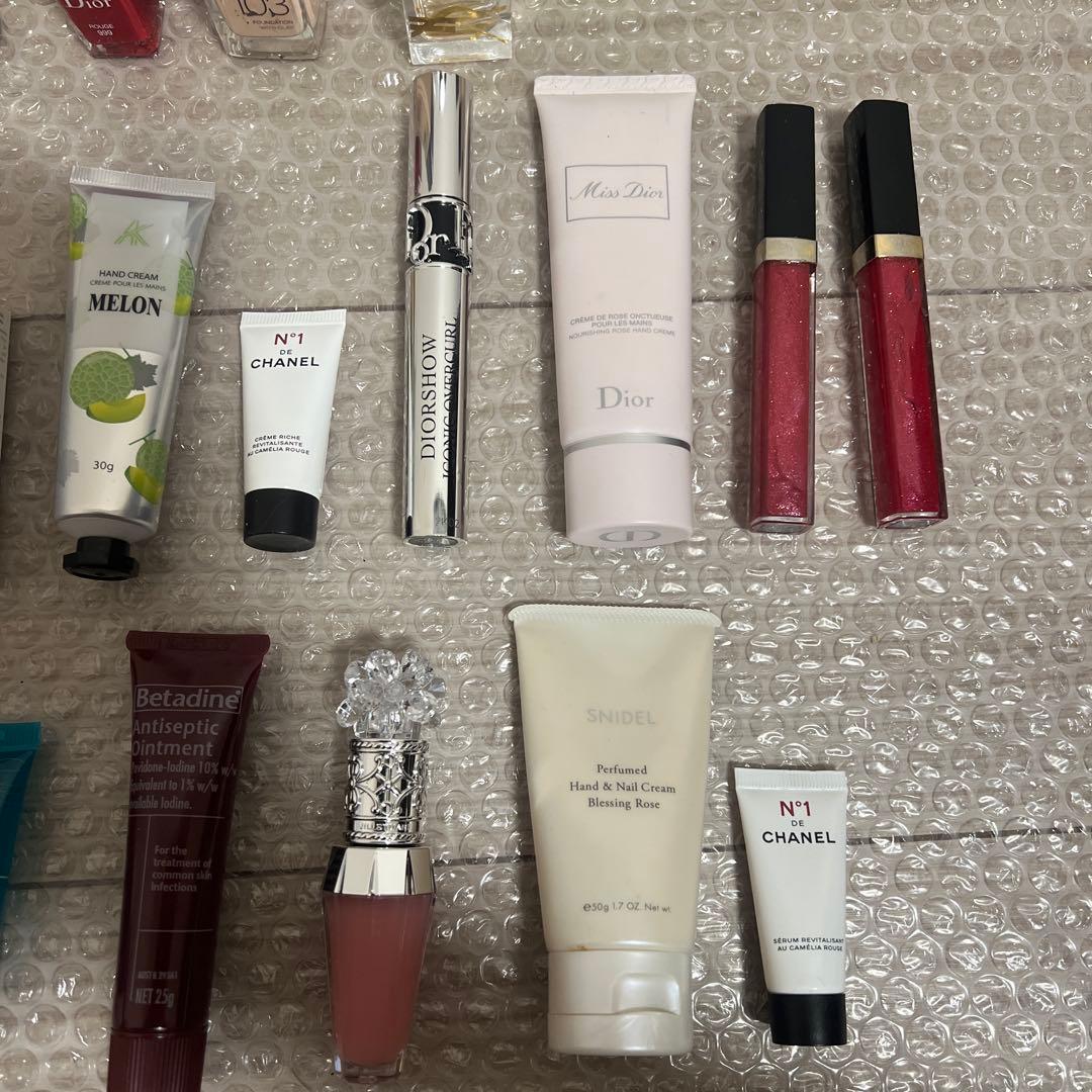 化粧品まとめ　DIOR CHANEL など