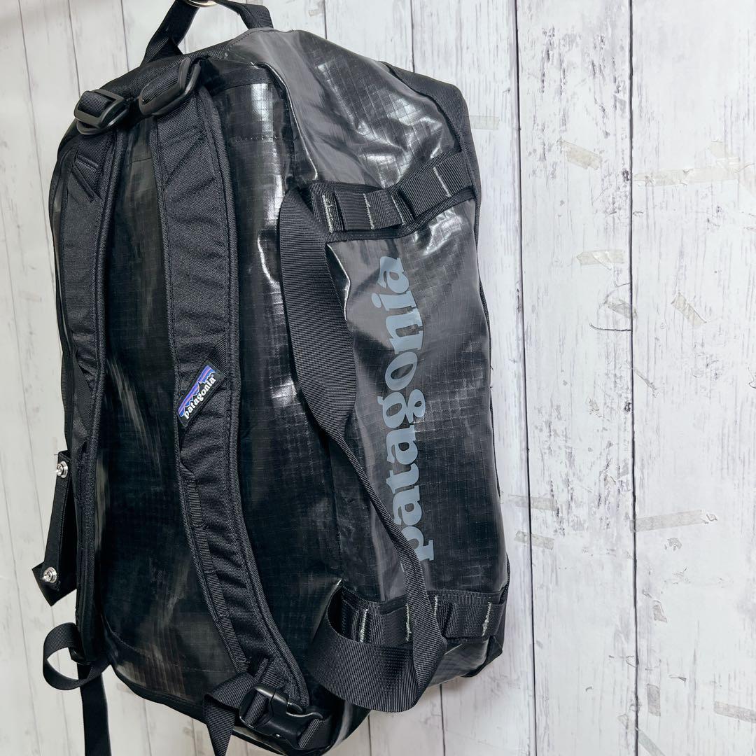 【新品】パタゴニア ブラックホールダッフル 40L 黒 49339 機内持込可