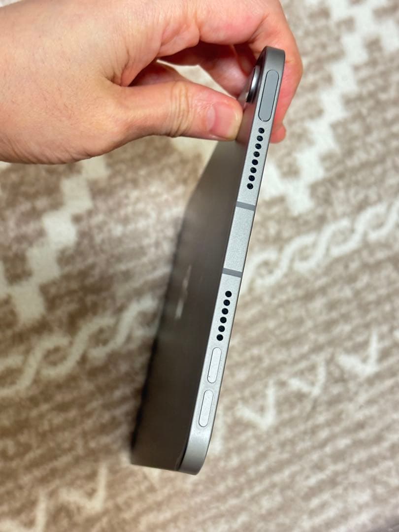 iPadmini7 Wi-Fi＋cellular 128GB （A17pro）