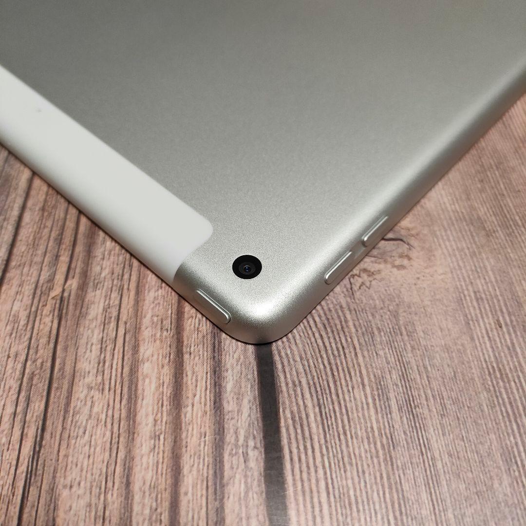 apple iPad 第7世代 128GB シルバー 美品 バッテリー98%