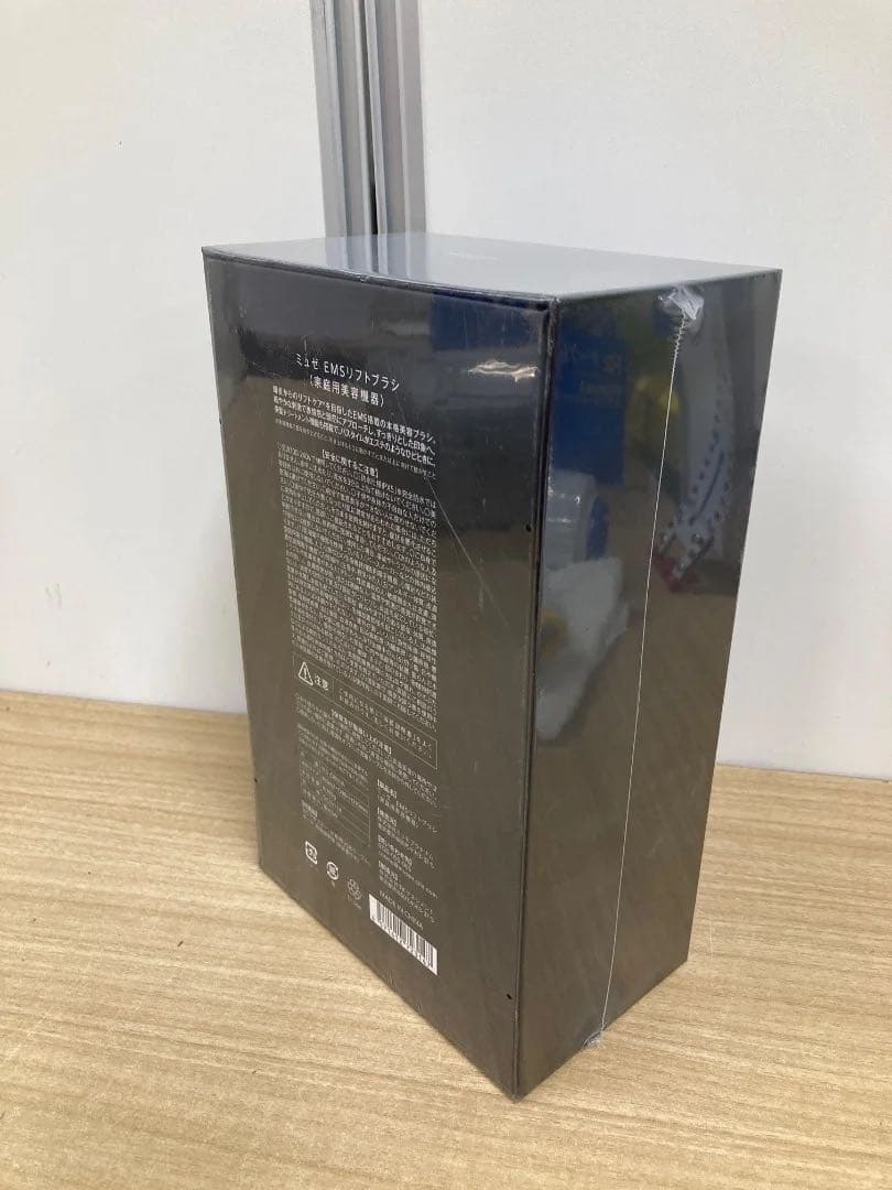 ミュゼ　EMSリフトブラシ リフトケア 美髪ケア 防水 家庭用美容機器