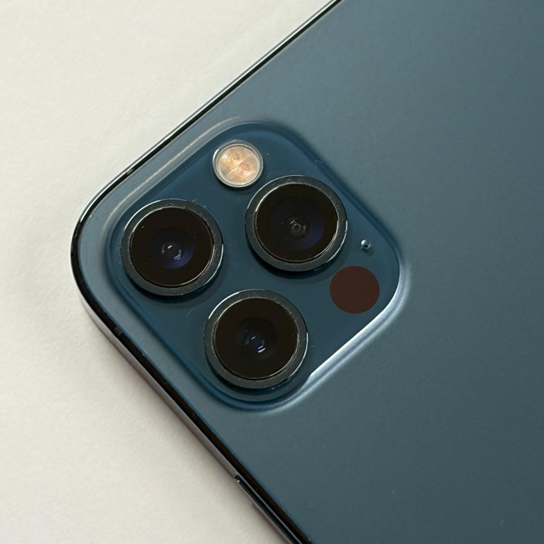 iPhone 12 Pro 128GB バッテリー81%