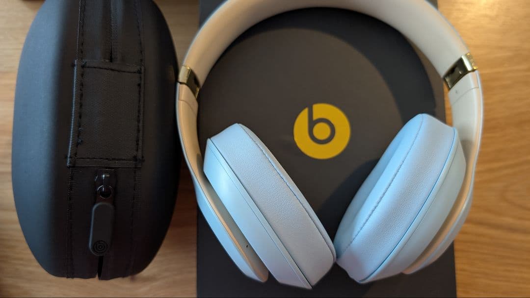 く*げ様 Beats Studio3 Wireless クリスタルブルー
