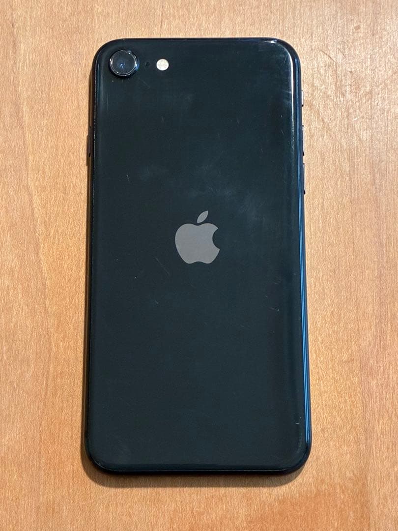 Apple iPhone SE (第2世代) ブラック　美品