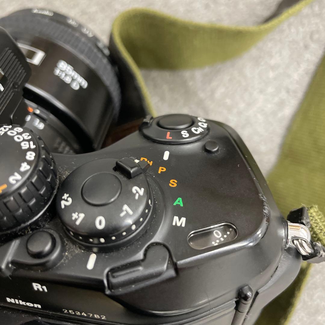 Nikon フィルム一眼レフカメラ NIKKOR 85mm 2746 1.8