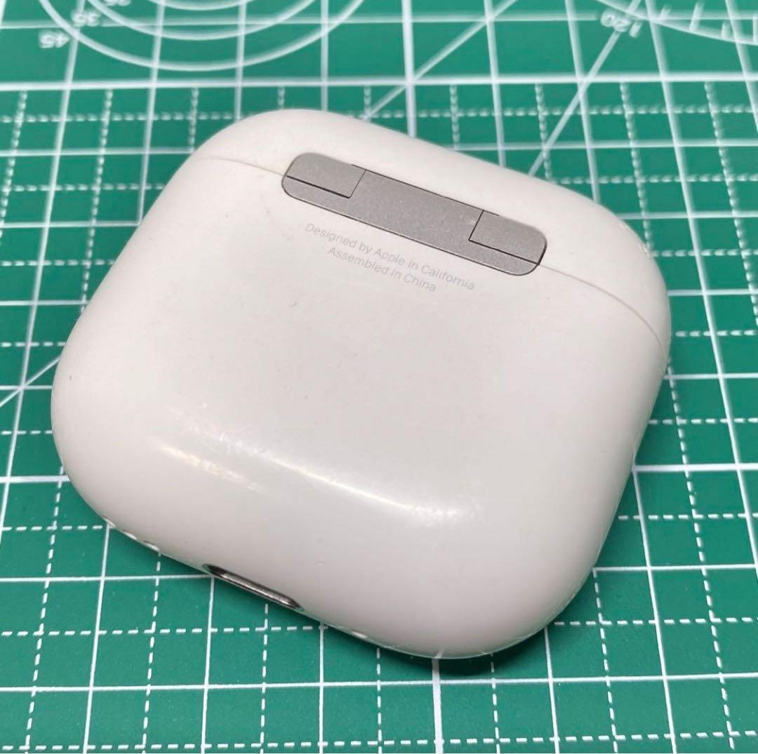 AirPods第4世代ANC 充電ケースのみ A3059