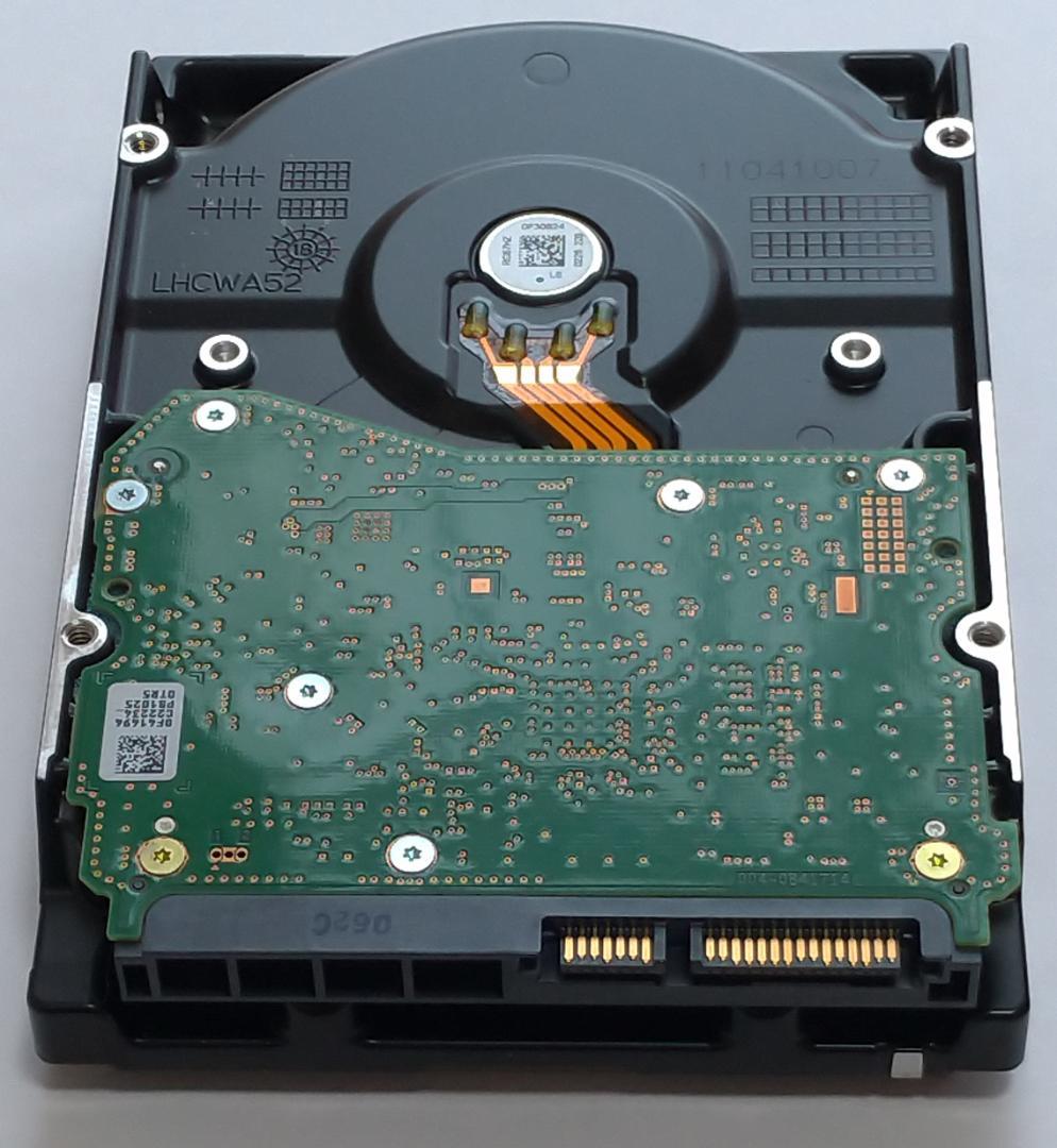 WD 10TB 内蔵HDD 3.5インチ　(WD100EDAZ)