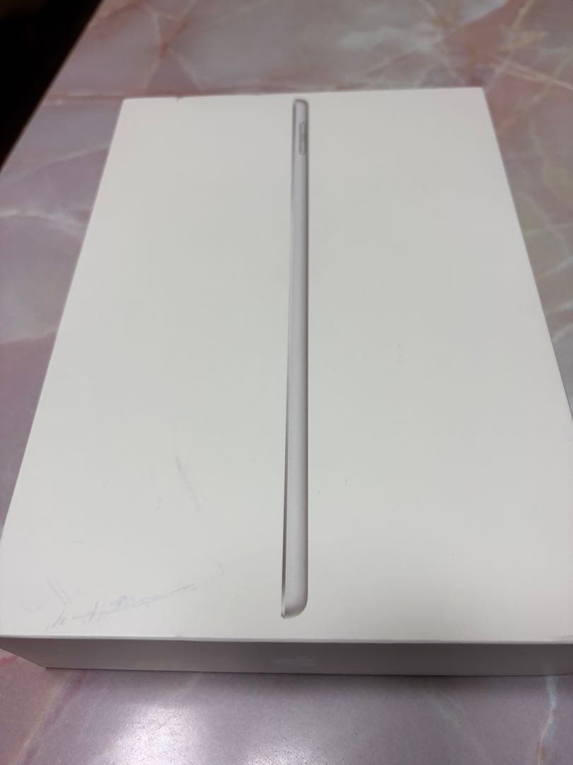 Apple iPad 9世代 Wi-Fiモデル 64GB シルバー