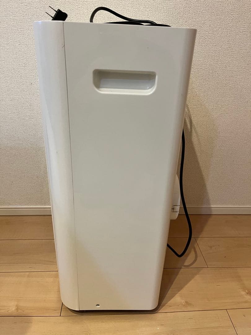 トヨトミ　スポット冷暖エアコン　TAD-22LW