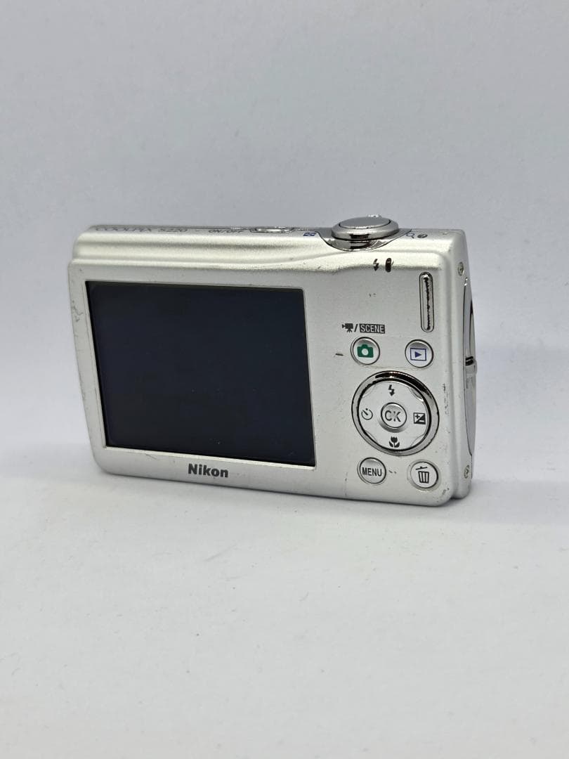 【スマホ転送OK】ニコン Nikon COOLPIX S220 シルバー