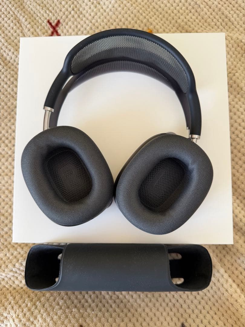 AirPods Max スペースグレー