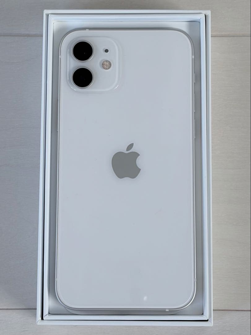 iPhone 12 本体 64GB ホワイト simフリー