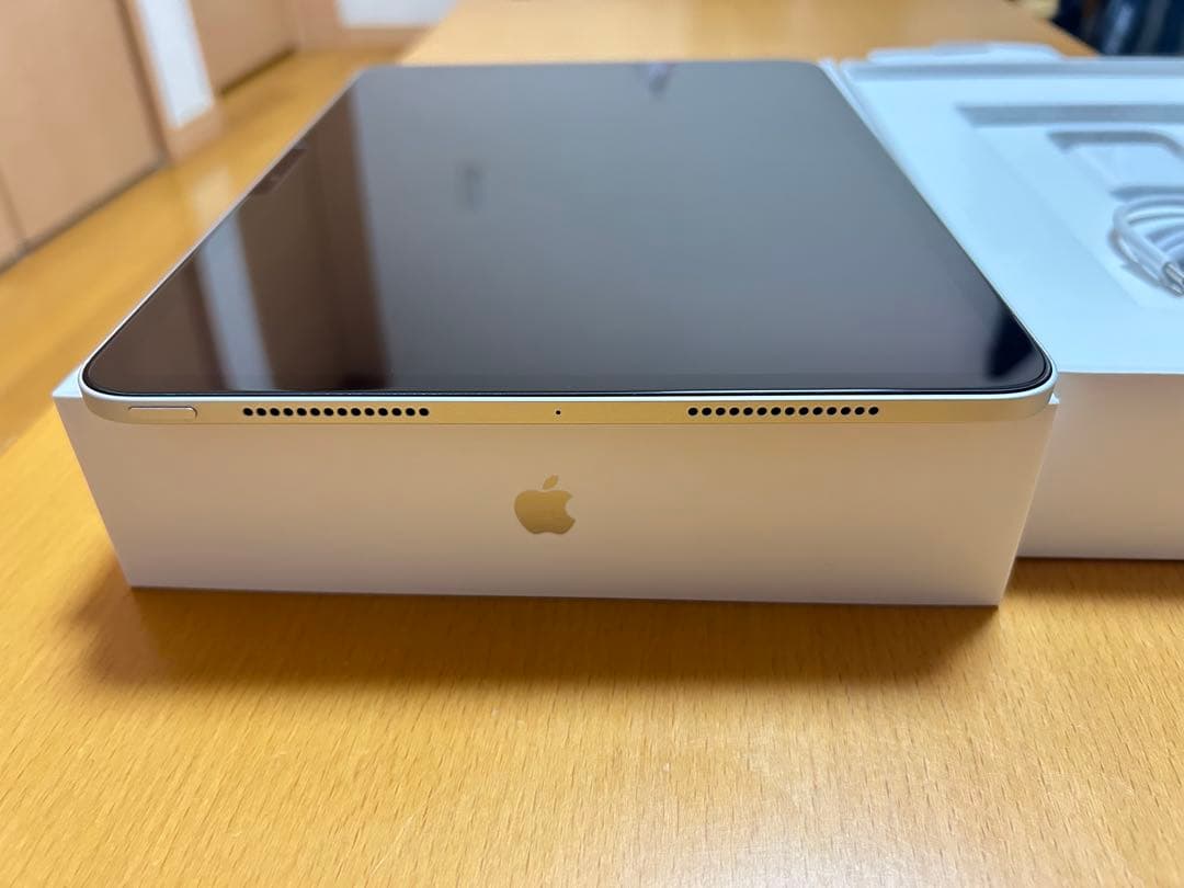 iPad Pro 11インチ M4 WiFi 256GB ホワイト 付属品付