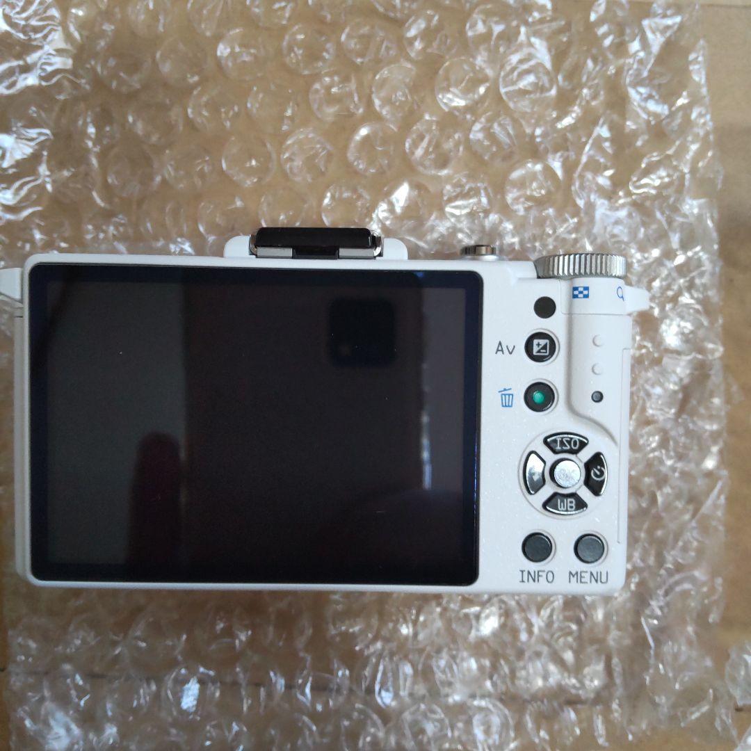 ショット数3枚　PENTAX ペンタックス Q　01レンズセット　新品同様！