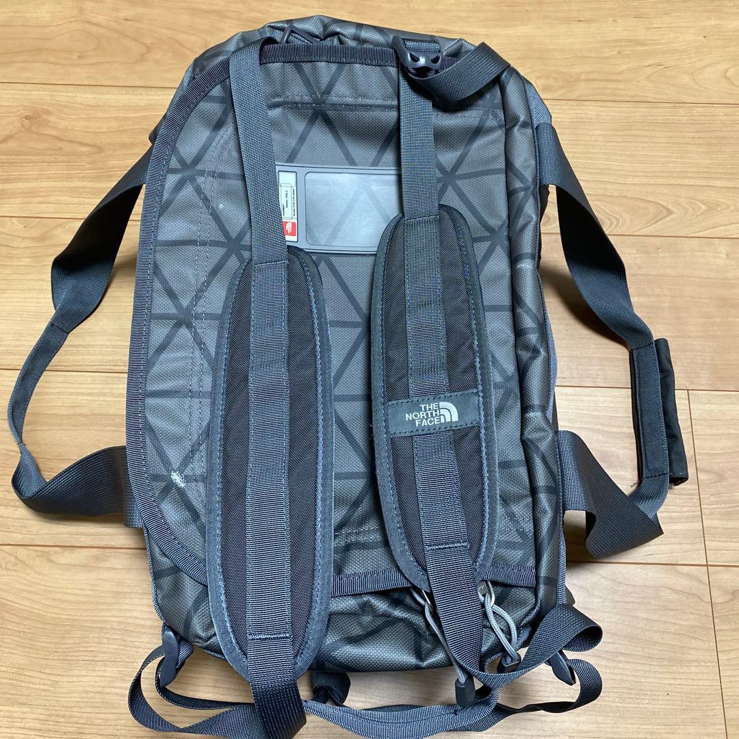 ノースフェイスボストンダッフルバックNM08111グレー